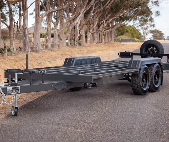 Hot dip galvanised chassis with maximum corrosion protection